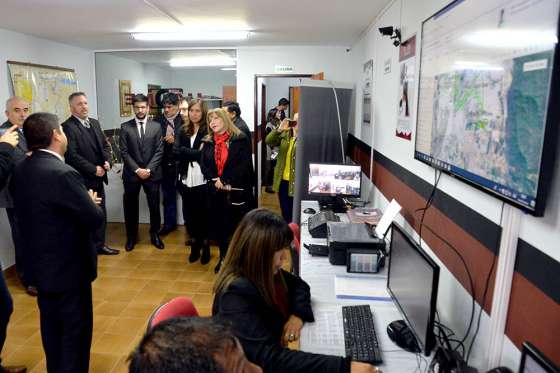 La jueza Bonari y funcionarios judiciales destacaron el sistema de monitoreo de prisión domiciliaria