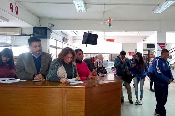 El IPV realizó el sorteo de ubicación de siete unidades en barrio Los Tarcos