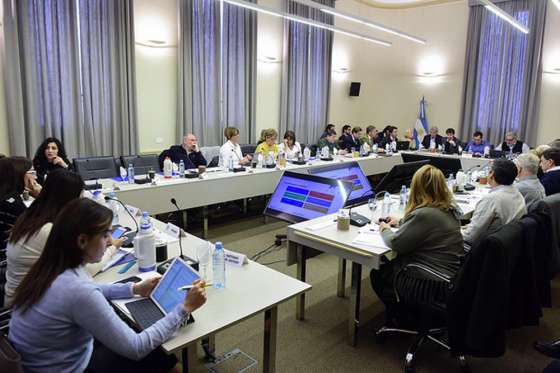 Berruezo participó en una reunión del Consejo Federal de Educación