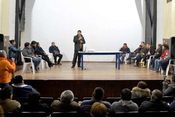 El Gobierno, legisladores y dirigentes de fútbol planificaron acciones para el Valle de Lerma