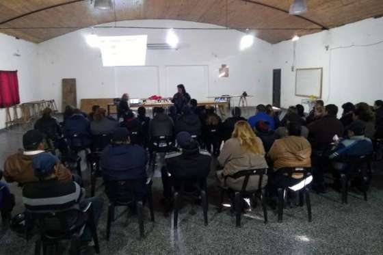 La Agencia de Seguridad Vial capacitó a inspectores de tránsito de Orán