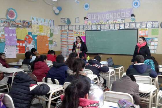 Más instituciones educativas del interior contra el grooming