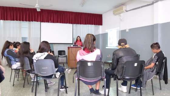 Primera Infancia brinda asistencia integral a adolescentes con problemas de consumo o violencia