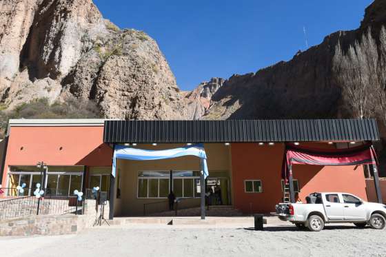 Iruya cuenta con una moderna terminal de ómnibus que potenciará el desarrollo turístico de la zona