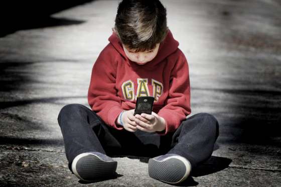 Alertan a padres por peligroso instructivo que se difunde por WhatsApp