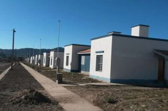 La Provincia entregará los títulos de viviendas a familias de barrio El Huaico