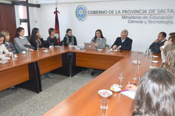 Planifican el fortalecimiento de la articulación entre empresas y el sistema educativo