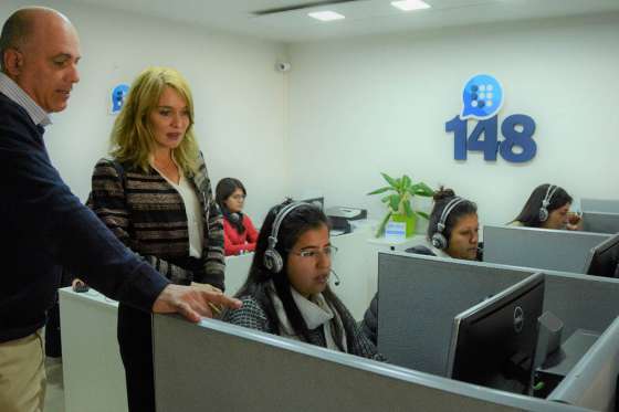 Bibini visitó el Centro Operativo de la Línea gratuita de Atención Ciudadana 148