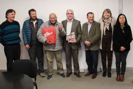 El Gobierno entregó reconocimiento al Mérito Artístico a Laureano Segovia