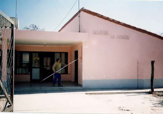 Continúan las mejoras en hospitales y centros de salud de la Provincia 