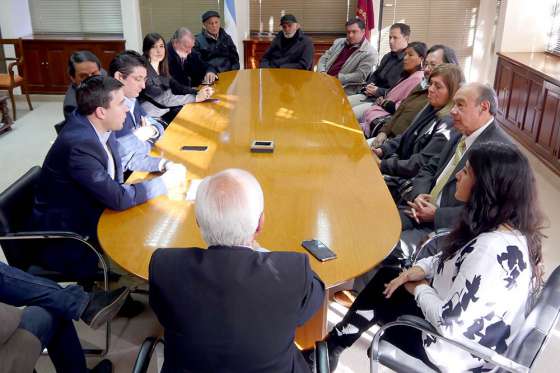 Nueva reunión con partidos políticos ante una posible reforma constitucional