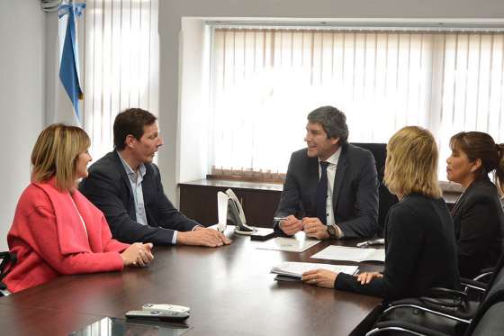 La Provincia firmó un convenio para facilitar la gestión de trámites en la Anses