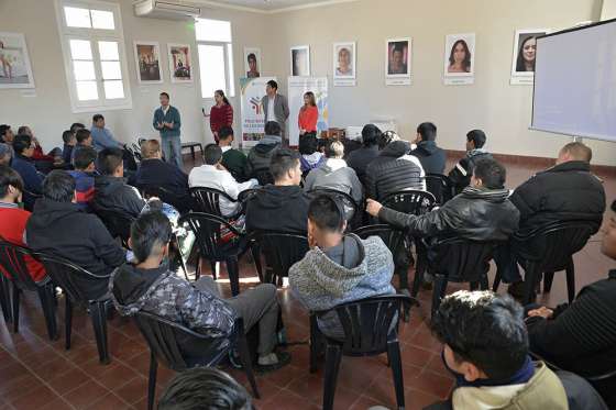 Varones reflexionaron sobre su rol en la sociedad y su participación en la prevención de la violencia de género