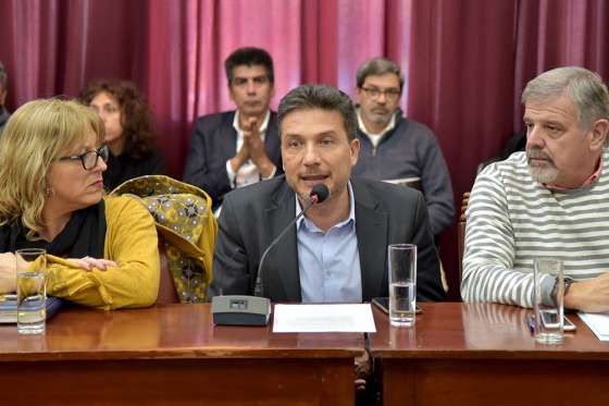 El presidente del IPV expuso sobre accesibilidad en las viviendas ante concejales capitalinos