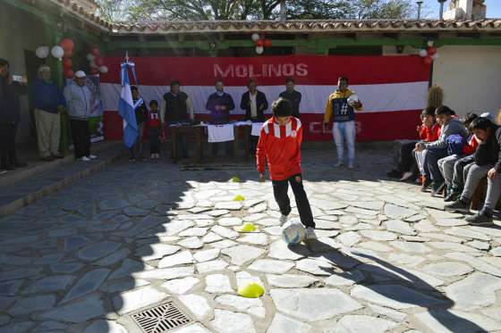 Seguridad trabaja en la contención social en Molinos