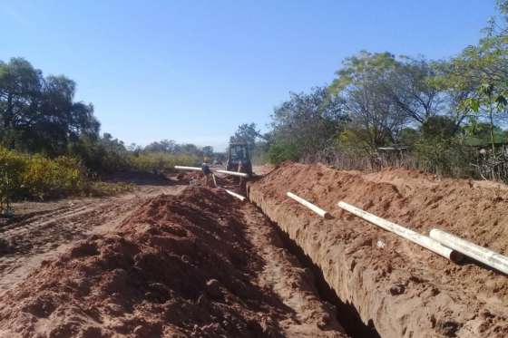 Obras de agua y cloaca para más de 1900 habitantes de Dragones
