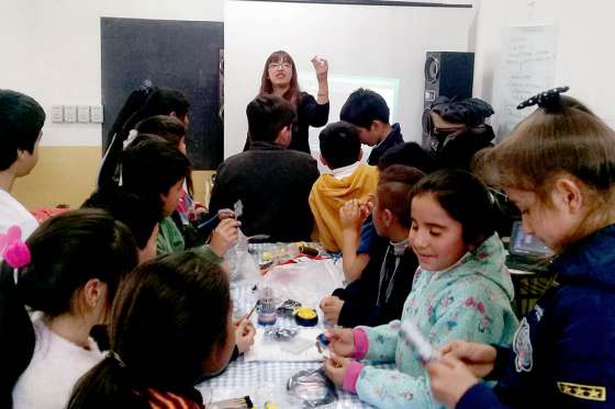 Niños y jóvenes continúan formándose en robótica educativa