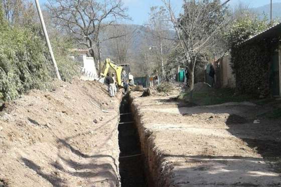Avanza la obra que extenderá el servicio cloacal a más de 2500 familias de San Lorenzo