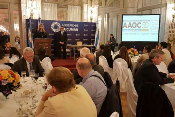 Mascarello disertó en el Congreso de Prevención de Cáncer y Genómica