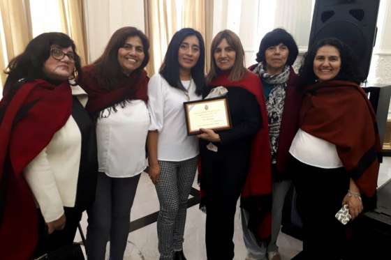 La docente salteña Eva Fernández recibió el premio Maestros Ilustres en Buenos Aires