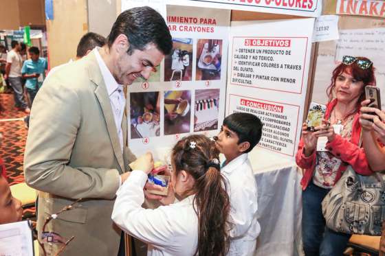 “Ustedes son los verdaderos agentes de cambio”, dijo Urtubey a estudiantes en la feria educativa