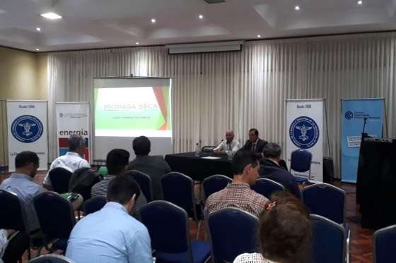 Enseñan a producir energía a partir de residuos secos