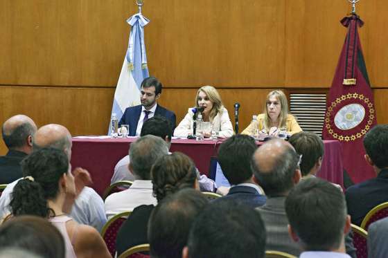 El Gobierno continúa con la convocatoria a inversores privados para la generación de puestos de trabajo