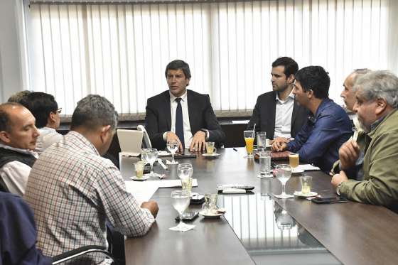 Yarade y Estrada se reunieron con referentes de gremios docentes