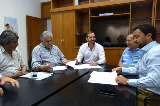 Nuevo pozo de abastecimiento y redes de cloacas y agua para Hipólito Yrigoyen