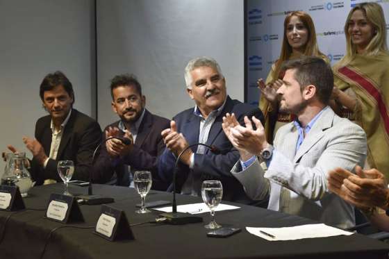 En Tucumán se realizó el lanzamiento del Campeonato de Aguas Abiertas del NOA