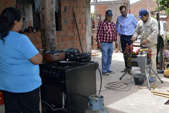 En el Valle de Lerma 184 familias tienen gas en sus casas