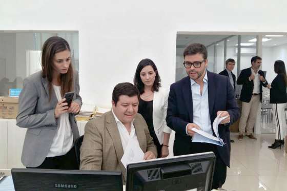 Personas Jurídicas coordina acciones para la unificación con el Registro Público de Comercio