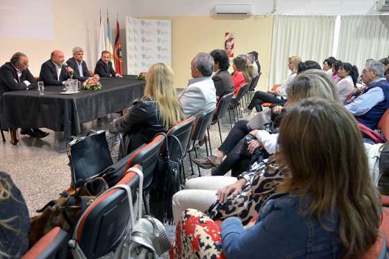 Odontólogos de toda la provincia actualizaron conocimientos sobre cáncer bucal