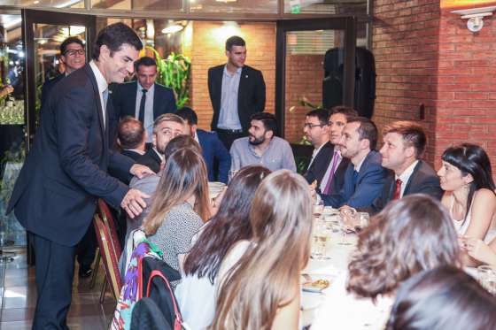 El gobernador Urtubey dialogó sobre actualidad con becarios del Seminario País Federal