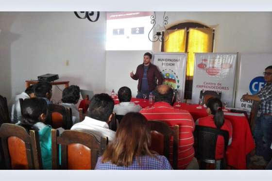 Se desarrolló Salta Emprende en Cachi