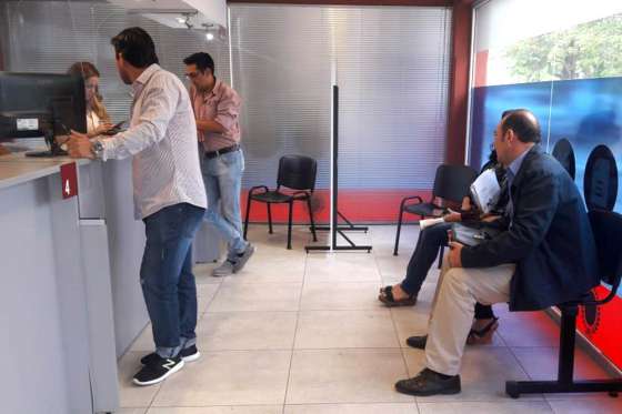 Se pueden comprar estampillas fiscales en el Centro de Atención Ciudadana de Grand Bourg