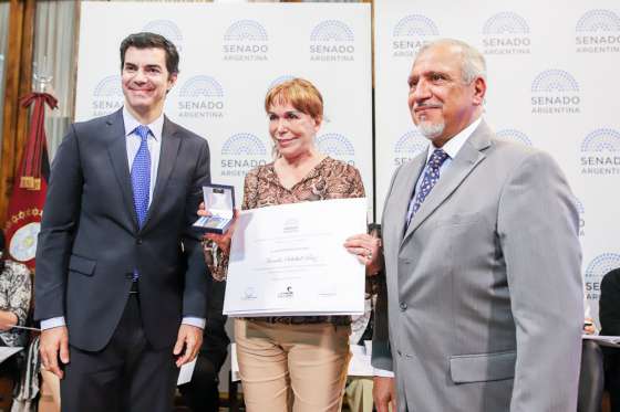 Diez mujeres salteñas recibieron el premio Lola Mora en el Senado de la Nación