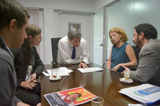 El Jefe de Gabinete recibió a miembros de la Fundación Varkey