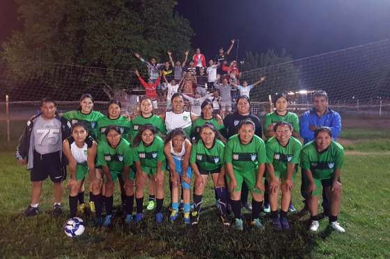 Los campeones del Fútbol de los Barrios pasearon su talento por Córdoba