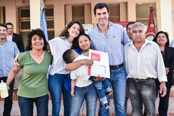 “A pesar de la crisis vamos a seguir haciendo obras en Salta”