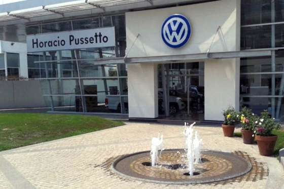 Defensa del Consumidor multó a Pussetto y Volkswagen por trato indigno a un cliente