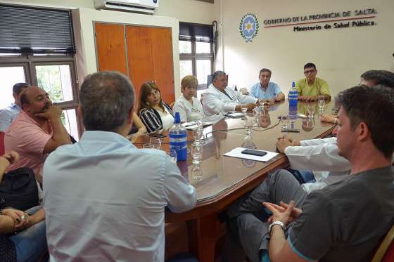 Buscan optimizar la derivación de pacientes del interior