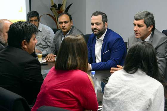 El Colegio de Arquitectos trabajará en un concurso internacional para el desarrollo de servicios y atractivos en el cerro Ala Delta