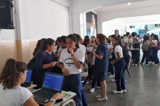 SAETA prosigue en escuelas el operativo de renovación del Pase Libre Estudiantil