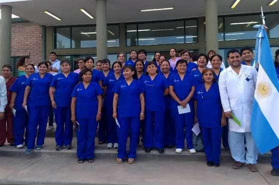 Entregan certificados al personal jerárquico de Enfermería seleccionado por concurso