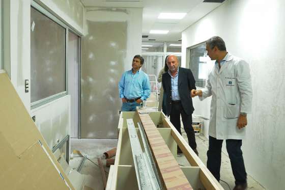 Avanzan las obras de ampliación de la Terapia Intensiva en el hospital Oñativia