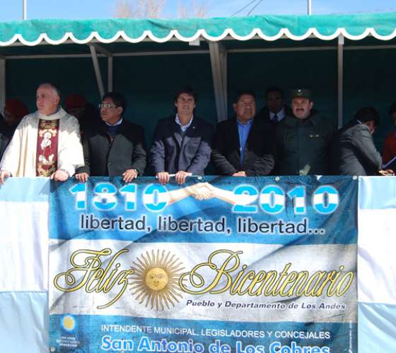San Antonio de los Cobres festejó  el Bicentenario durante sus fiestas patronales