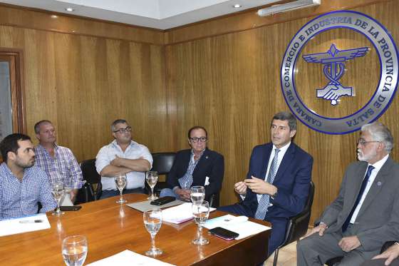 El Jefe de Gabinete se reunió con cámaras de comercio local y del interior
