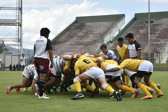 El equipo de rugby del penal de Villa Las Rosas y Universitario cerraron el año con un amistoso