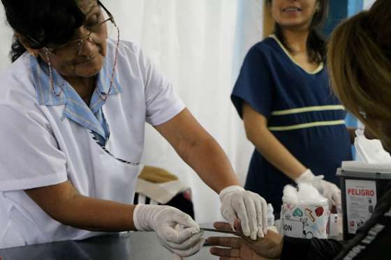 Continuarán haciendo test para detección de VIH en diversos lugares de capital e interior